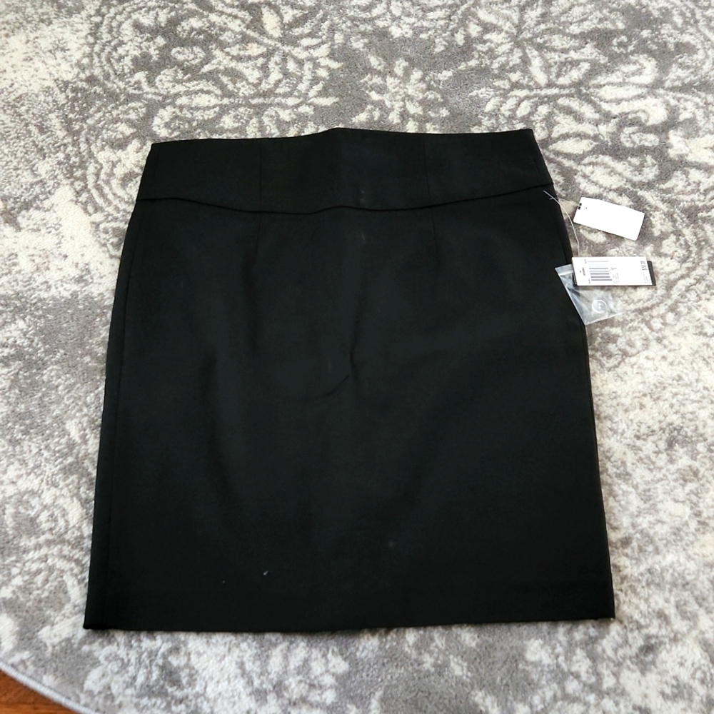 Black Pencil skirt